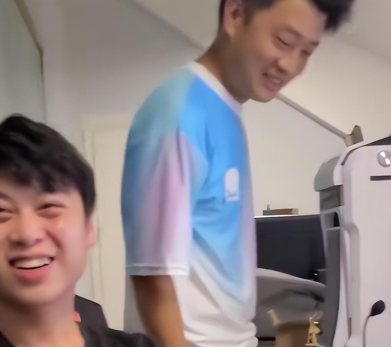 体育生查分看到英语41分直呼帅