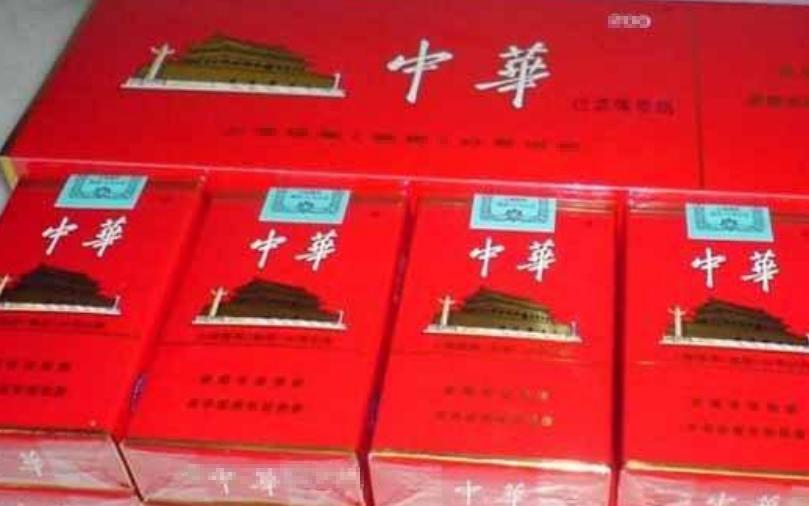 山东一司机吸有毒电子烟后连撞7车，一场意外的警示