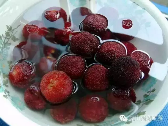 大伯两颗烧酒杨梅下肚，意外入院记